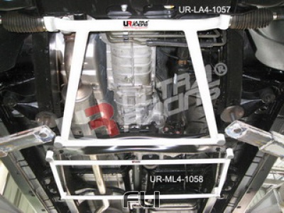 UltraRacing UR-ML4-1058