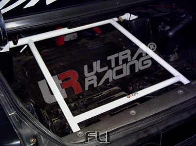 UltraRacing UR-RE4-098